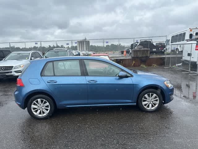Thumbnail: 2016 Volkswagen Golf - 4