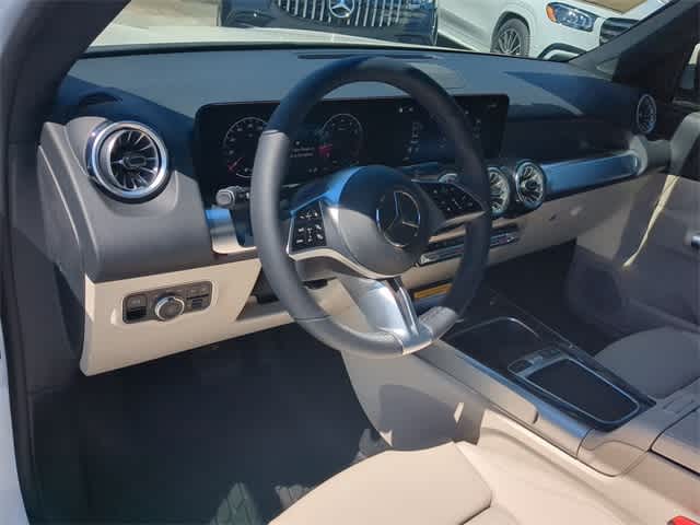 Thumbnail: 2025 Mercedes-Benz GLB - 10