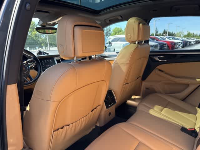 2018 Porsche Macan  10