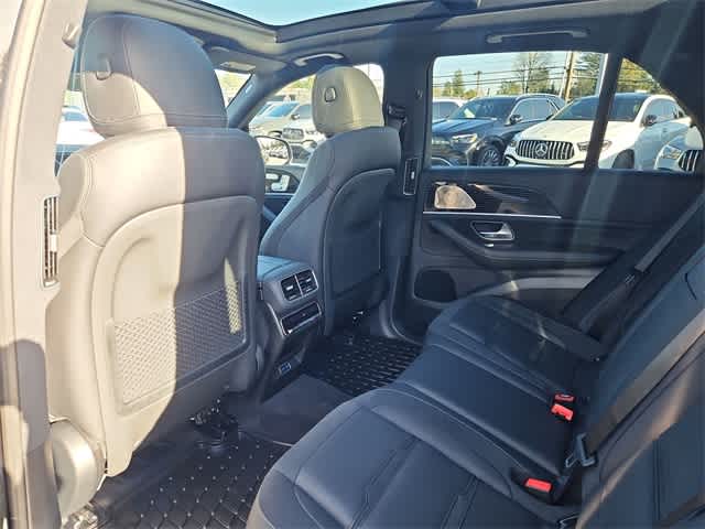 Thumbnail: 2026 Mercedes-Benz GLE - 19