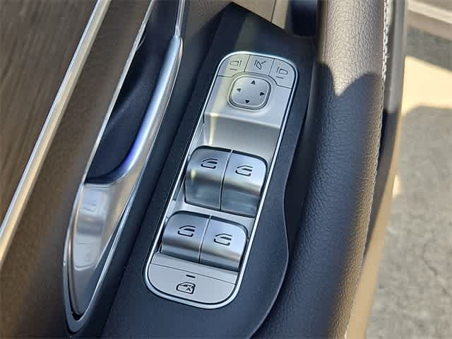 Thumbnail: 2025 Mercedes-Benz GLE - 18