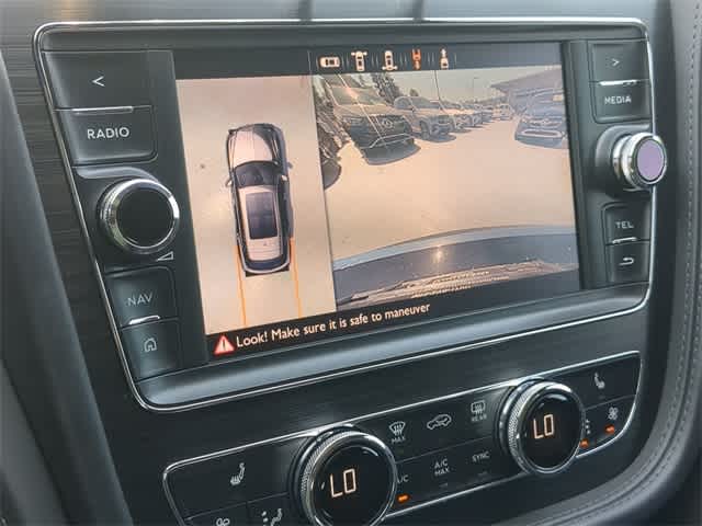 Thumbnail: 2019 Bentley Bentayga - 32
