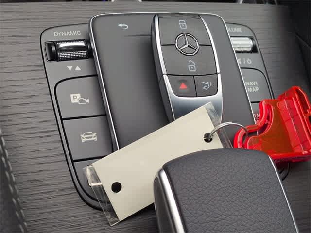 Thumbnail: 2026 Mercedes-Benz GLE - 36