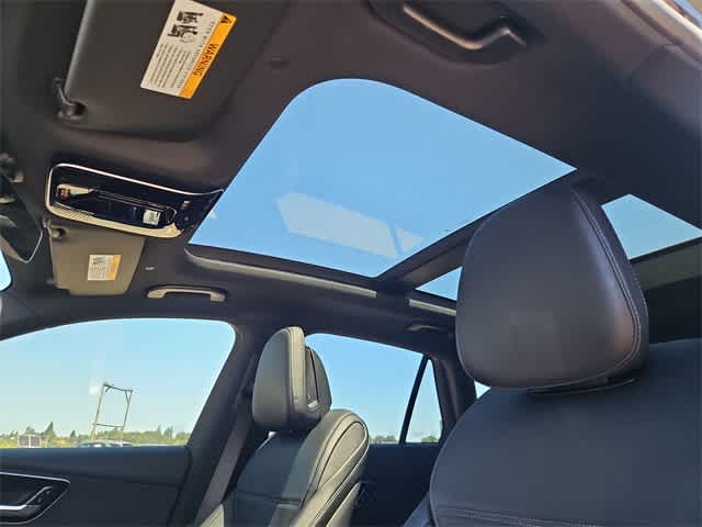 Thumbnail: 2025 Mercedes-Benz GLC - 20