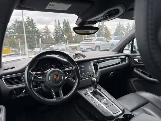 Thumbnail: 2018 Porsche Macan - 12