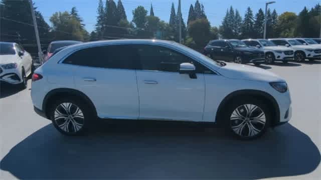 Thumbnail: 2026 Mercedes-Benz EQE - 9