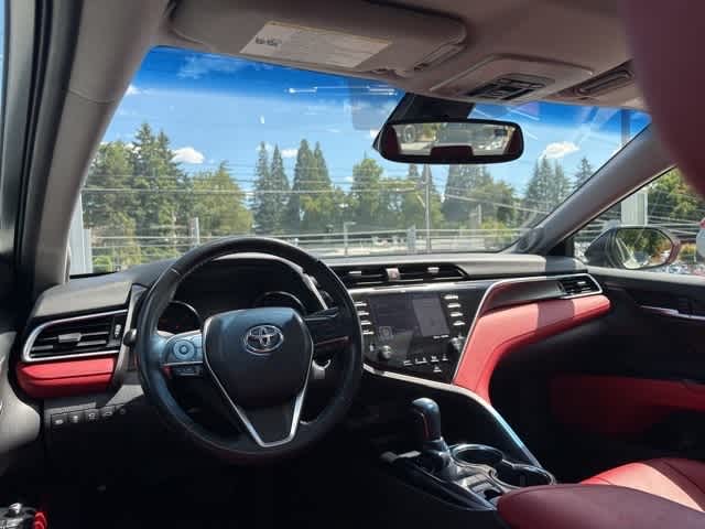 Thumbnail: 2018 Toyota Camry - 12