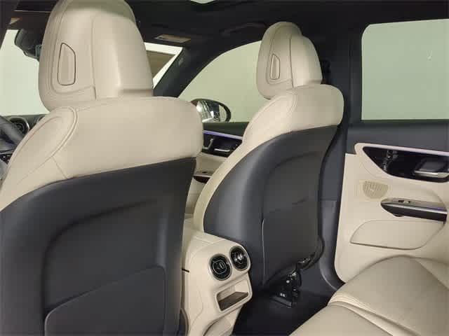 Thumbnail: 2026 Mercedes-Benz GLC - 18