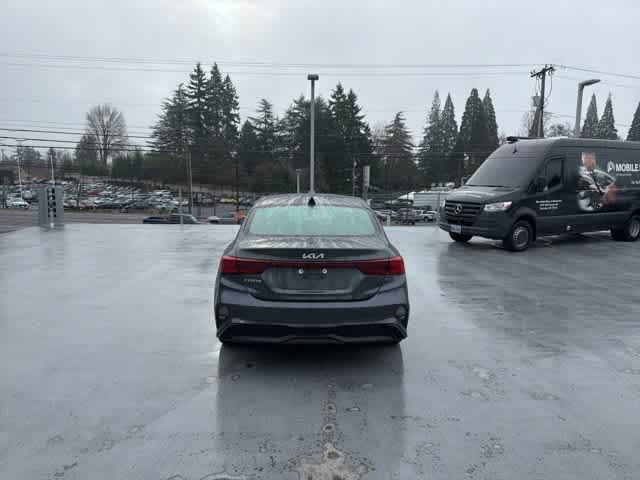 Thumbnail: 2024 Kia Forte - 6