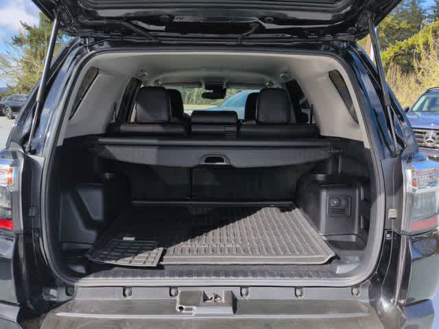 Thumbnail: 2020 Toyota 4Runner - 35