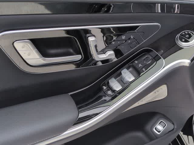 Thumbnail: 2026 Mercedes-Benz S-Class - 17