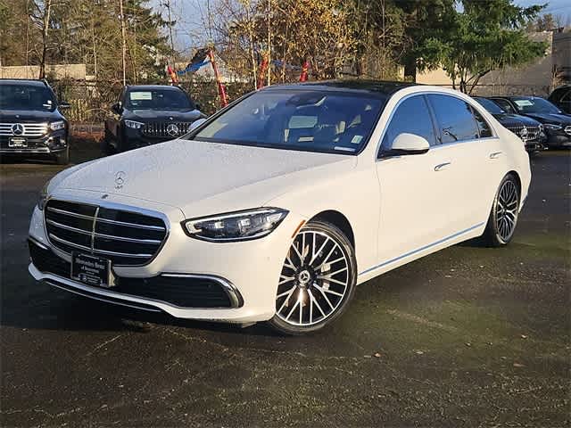 Thumbnail: 2025 Mercedes-Benz S-Class - 5