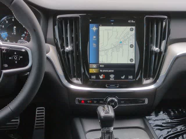 Thumbnail: 2019 Volvo S60 - 30