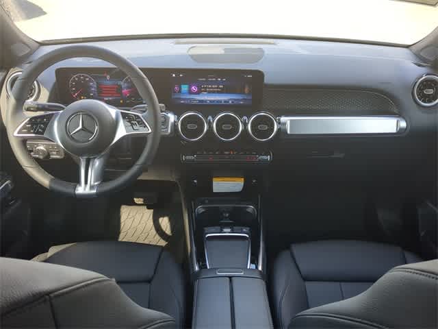 Thumbnail: 2026 Mercedes-Benz GLB - 16