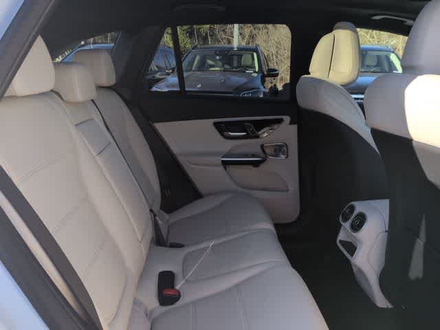 Thumbnail: 2026 Mercedes-Benz GLC - 21