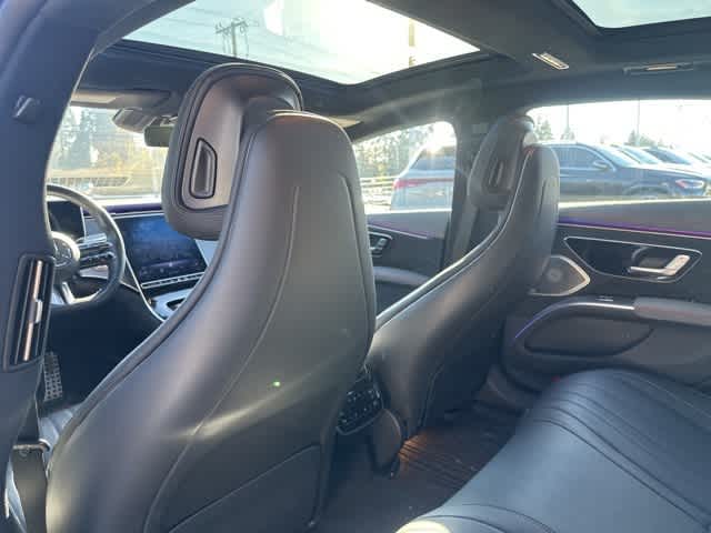 Thumbnail: 2022 Mercedes-Benz EQS - 10