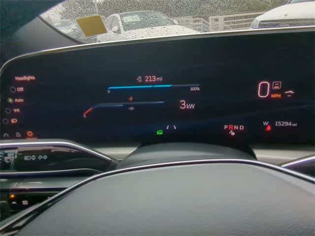 Thumbnail: 2024 Cadillac Lyriq - 35