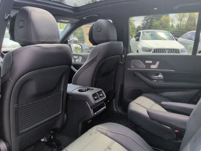 Thumbnail: 2026 Mercedes-Benz GLS - 18