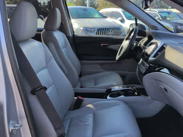 Thumbnail: 2016 Honda Pilot - 24