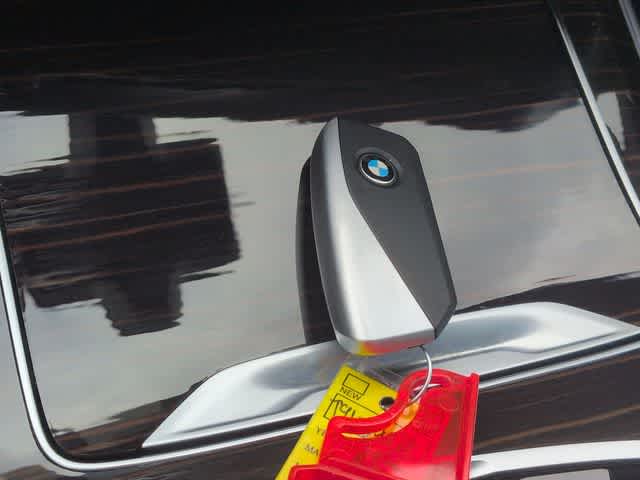 Thumbnail: 2026 BMW X5 - 37