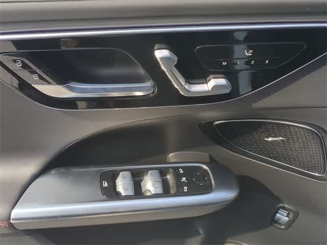 Thumbnail: 2025 Mercedes-Benz C-Class - 17