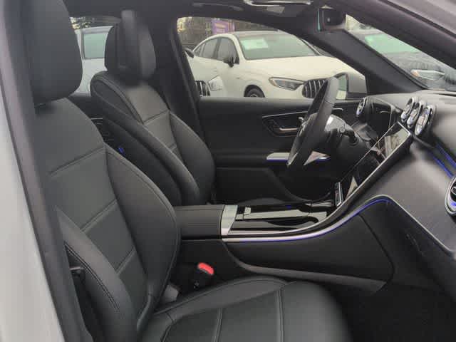 Thumbnail: 2026 Mercedes-Benz GLC - 23