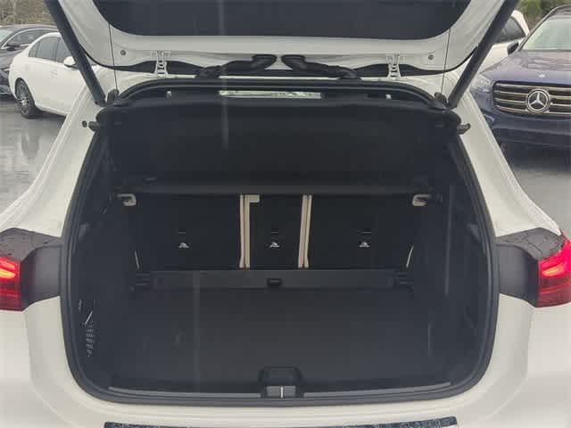 Thumbnail: 2026 Mercedes-Benz GLA - 35