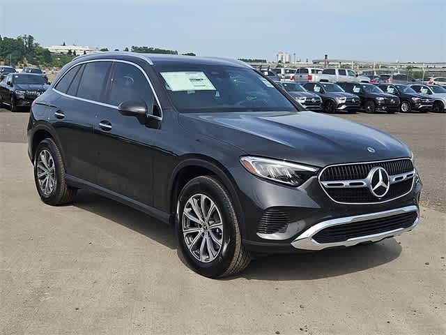 Thumbnail: 2025 Mercedes-Benz GLC - 3