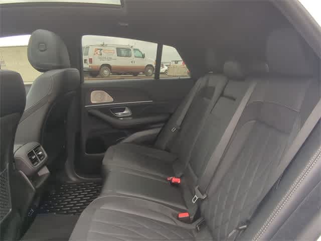 Thumbnail: 2026 Mercedes-Benz GL-Class - 20