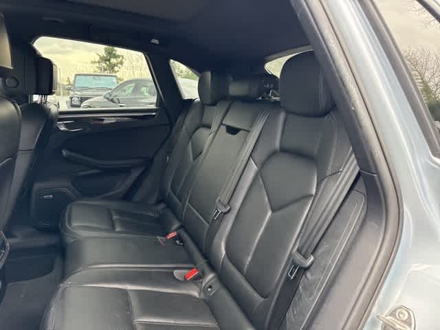 Thumbnail: 2018 Porsche Macan - 11