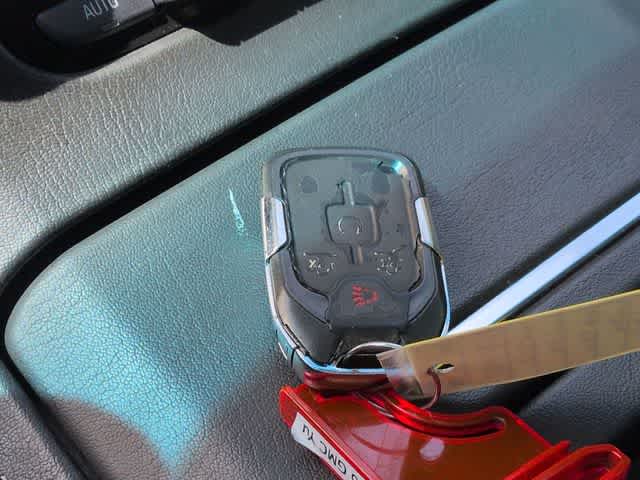 Thumbnail: 2016 GMC Yukon - 28