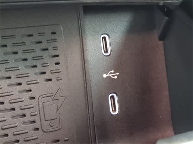 Thumbnail: 2026 Mercedes-Benz GLE - 32