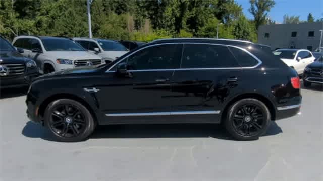 Thumbnail: 2019 Bentley Bentayga - 5