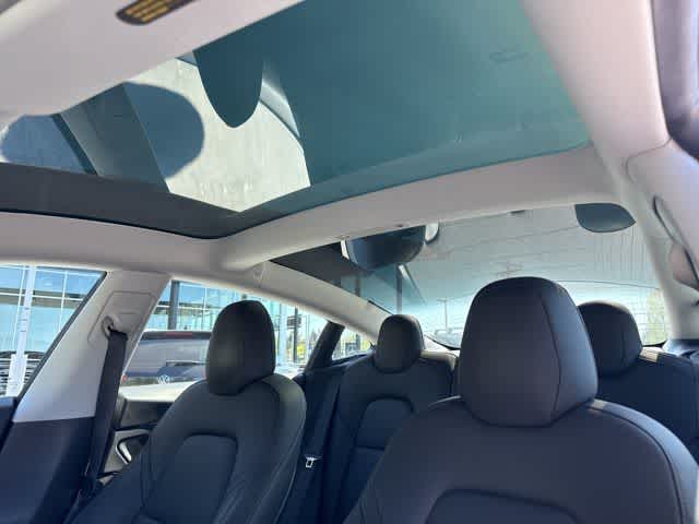 Thumbnail: 2019 Tesla Model 3 - 12