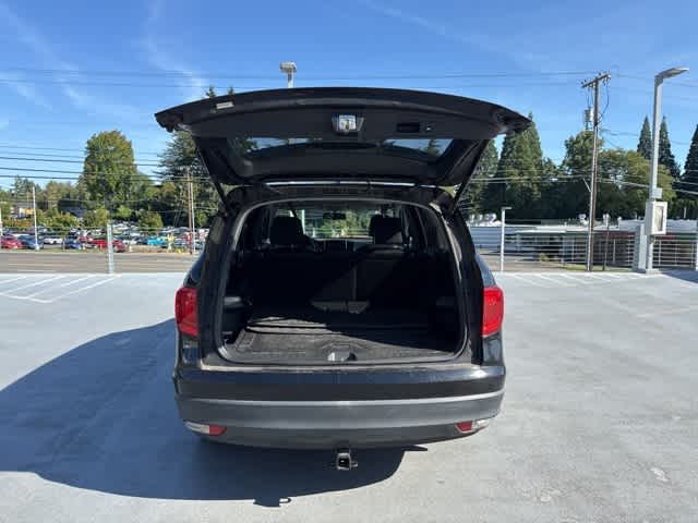 Thumbnail: 2016 Honda Pilot - 9