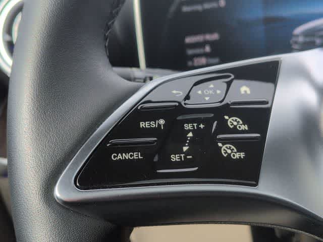 Thumbnail: 2026 Mercedes-Benz GLC - 24