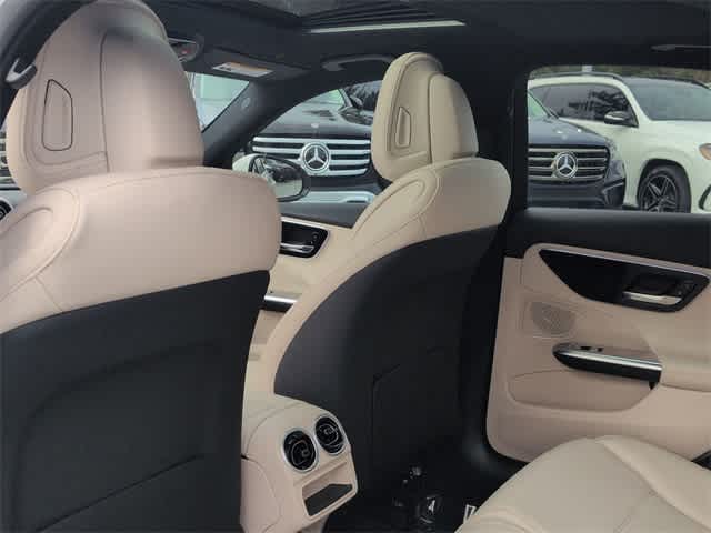 Thumbnail: 2025 Mercedes-Benz C-Class - 18