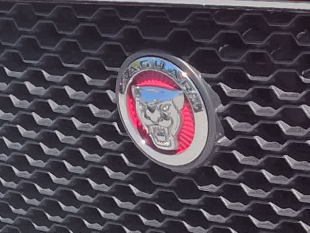 Thumbnail: 2020 Jaguar F-Pace - 12