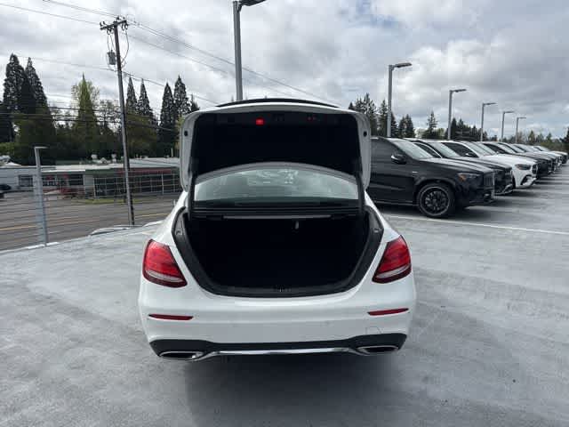 Thumbnail: 2019 Mercedes-Benz E-Class - 9