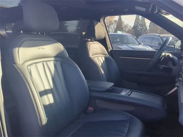 Thumbnail: 2024 Kia EV9 - 24