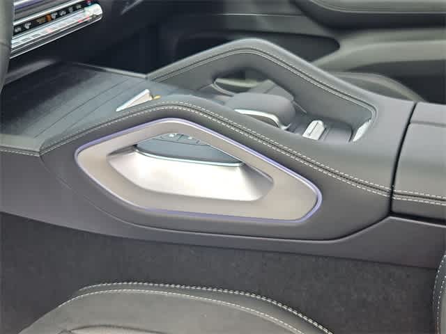 Thumbnail: 2025 Mercedes-Benz GLE - 40