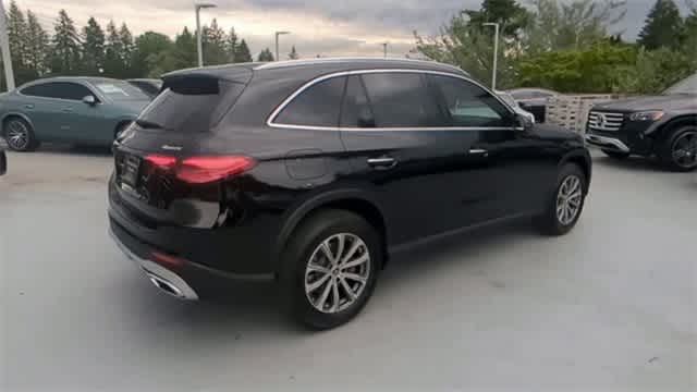 Thumbnail: 2025 Mercedes-Benz GLC - 8