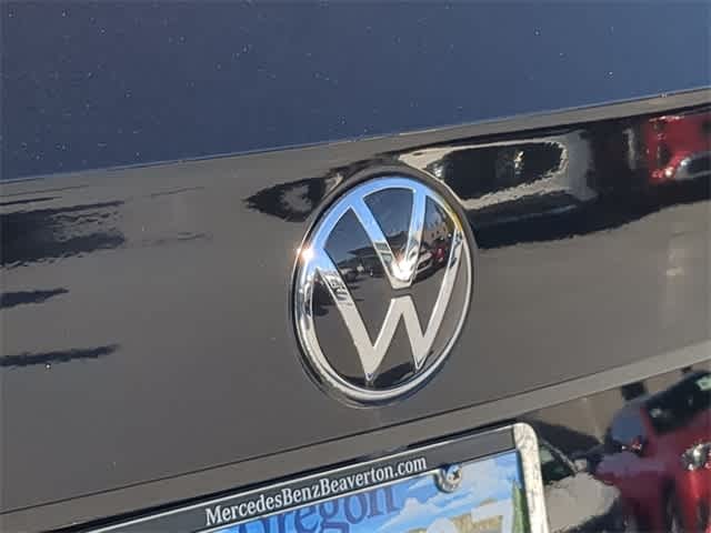 Thumbnail: 2023 Volkswagen Taos - 12