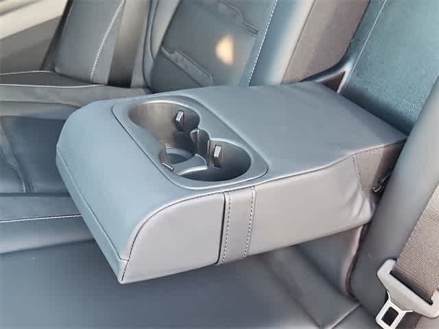 Thumbnail: 2026 Mercedes-Benz GLE - 42