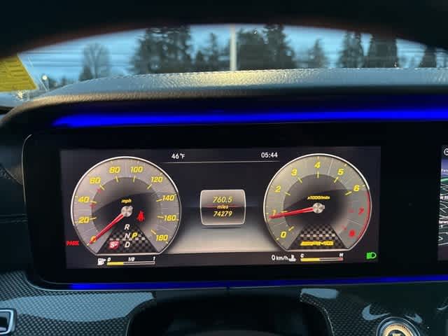 Thumbnail: 2017 Mercedes-Benz E-Class - 15