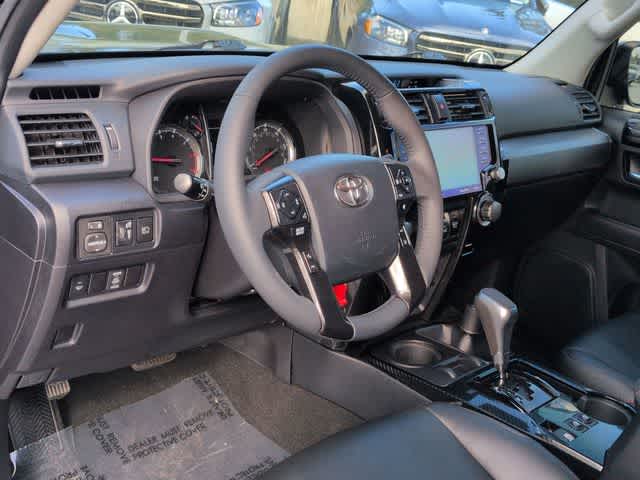 Thumbnail: 2020 Toyota 4Runner - 10