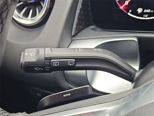 Thumbnail: 2025 Mercedes-Benz GLB - 27