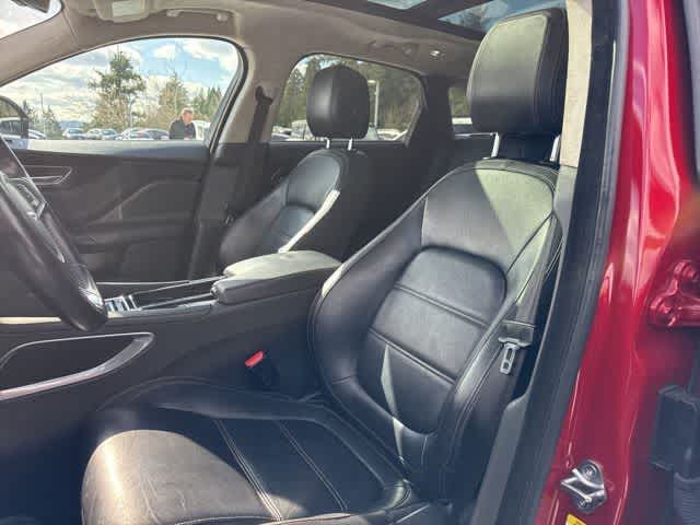 Thumbnail: 2020 Jaguar F-Pace - 13