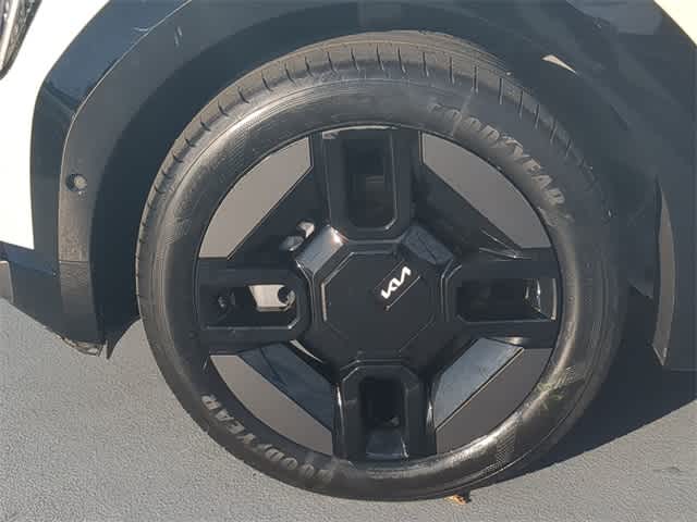 Thumbnail: 2024 Kia EV9 - 14