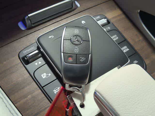 Thumbnail: 2026 Mercedes-Benz GLS - 37